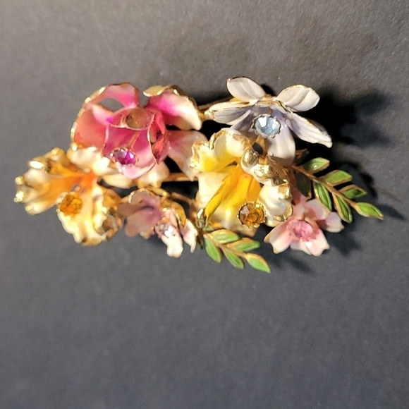 Vintage Signed Austria Made Brooch - Picture 10 of 12